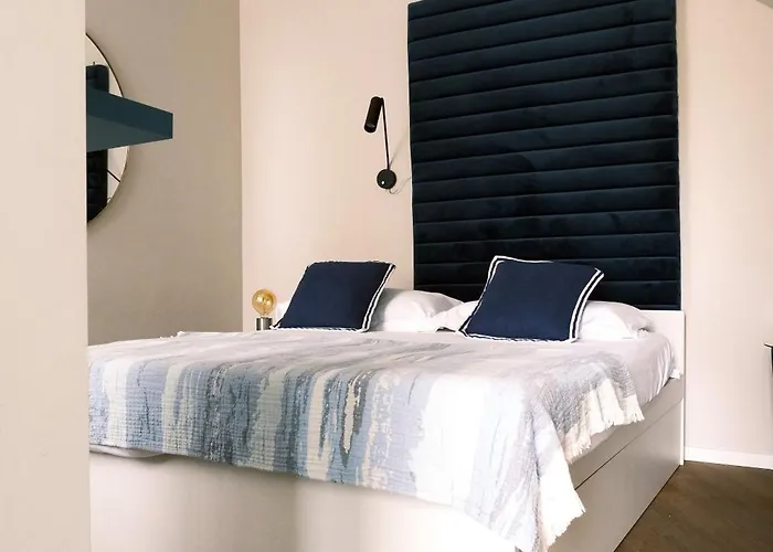 Comecasa Larga Cosy Milan
